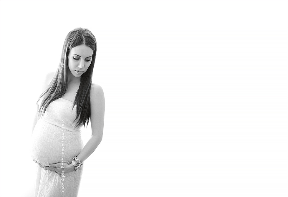 natural-light-maternity-portraits